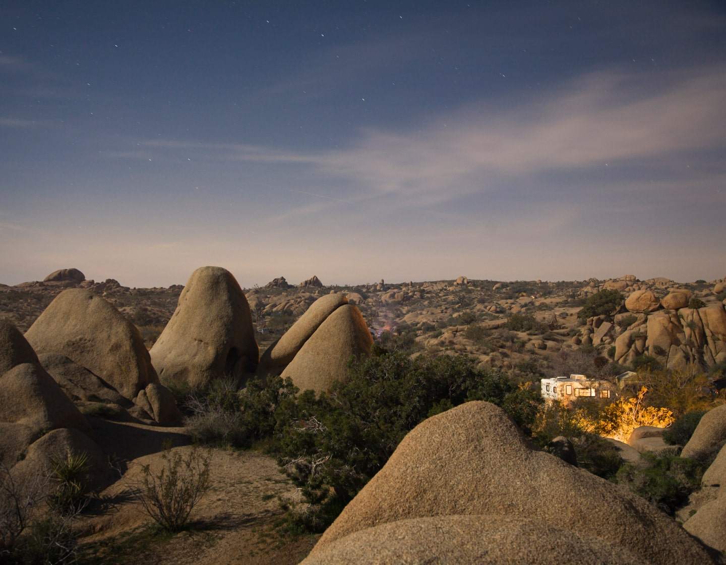 rv camping in a rocky desert